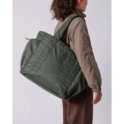 Sandqvist Sigrid Tote Bag -Fashion Bag Store 3c03d5f8e6985b8f8d3daebd35cec6f3 27a0b4a3 667f 46c3 86d5 c391a619bcbf