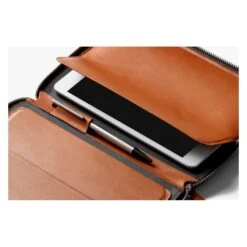 Bellroy Work Folio -Fashion Bag Store 42651edf3b80310f382426c2a27e85874 15678565 088b 4be8 8f90 2c78cb56a7ae