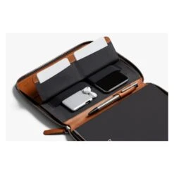 Bellroy Work Folio -Fashion Bag Store 42651edf3b80310f382426c2a27e85875 1f656b49 2a76 44bd 9a0f 407fcafa07ef