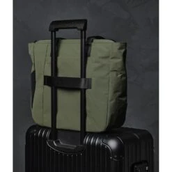 ALPAKA Metro Tote -Fashion Bag Store 4b14e5ad3e63b093eb40a196690a1fa0 92e027e0 1831 4ff8 b416 5c81f5e011d9