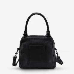 Status Anxiety Last Mountains Leather Crossbody -Fashion Bag Store 5d7fb3f0791508d93afcddd473b3cea7 7b05eea5 b4a2 48a6 9e76 af566b948ad6