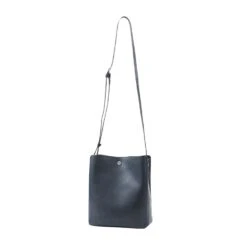 Legato Largo Light Weight Series Vertical Shoulder Bag 25 Legato Largo Light Weight Series Vertical Shoulder Bag -Fashion Bag Store 74945a00c284b1415075d02b4da0e318 0674c8b8 2ebb 4d15 aafb 9130f4cf55a4