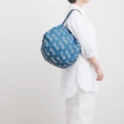 Shupatto X Lisa Larson Foldable Tote Medium -Fashion Bag Store 766c12c1ac87960f8dbcf4503342b6d8 b523d346 72a7 4e6c b523 948baacb1564