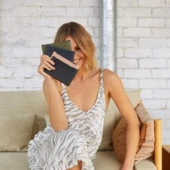 Status Anxiety Avoiding Things Leather Wallet 38 Status Anxiety Avoiding Things Leather Wallet -Fashion Bag Store 7e8de629b83ea73883e84bde59fc3b18 de9bde18 a178 401c 8a1e 54254aadfda2