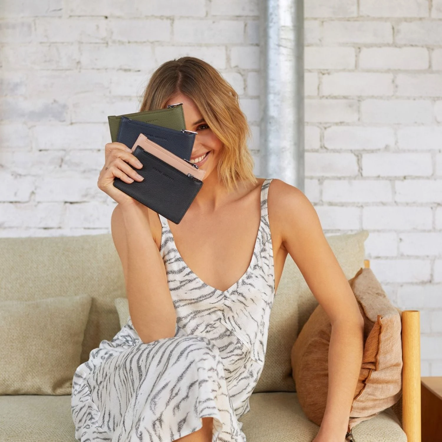 Status Anxiety Avoiding Things Leather Wallet 19 Status Anxiety Avoiding Things Leather Wallet - Image 17