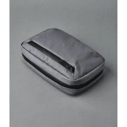 ALPAKA Elements Tech Case Sling (SA) -Fashion Bag Store ALPAKA Elements Tech Case EPLX450 Mission Grey 3 788367bf 1fc8 4aab a137 10c069ee96fb