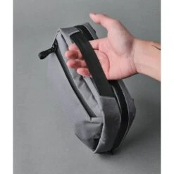 ALPAKA Elements Tech Case Sling Max (SA) -Fashion Bag Store ALPAKA Elements Tech Case Max EPLX450 Mission Grey 5 700af9a9 7899 4c00 9187 eed9a044689c