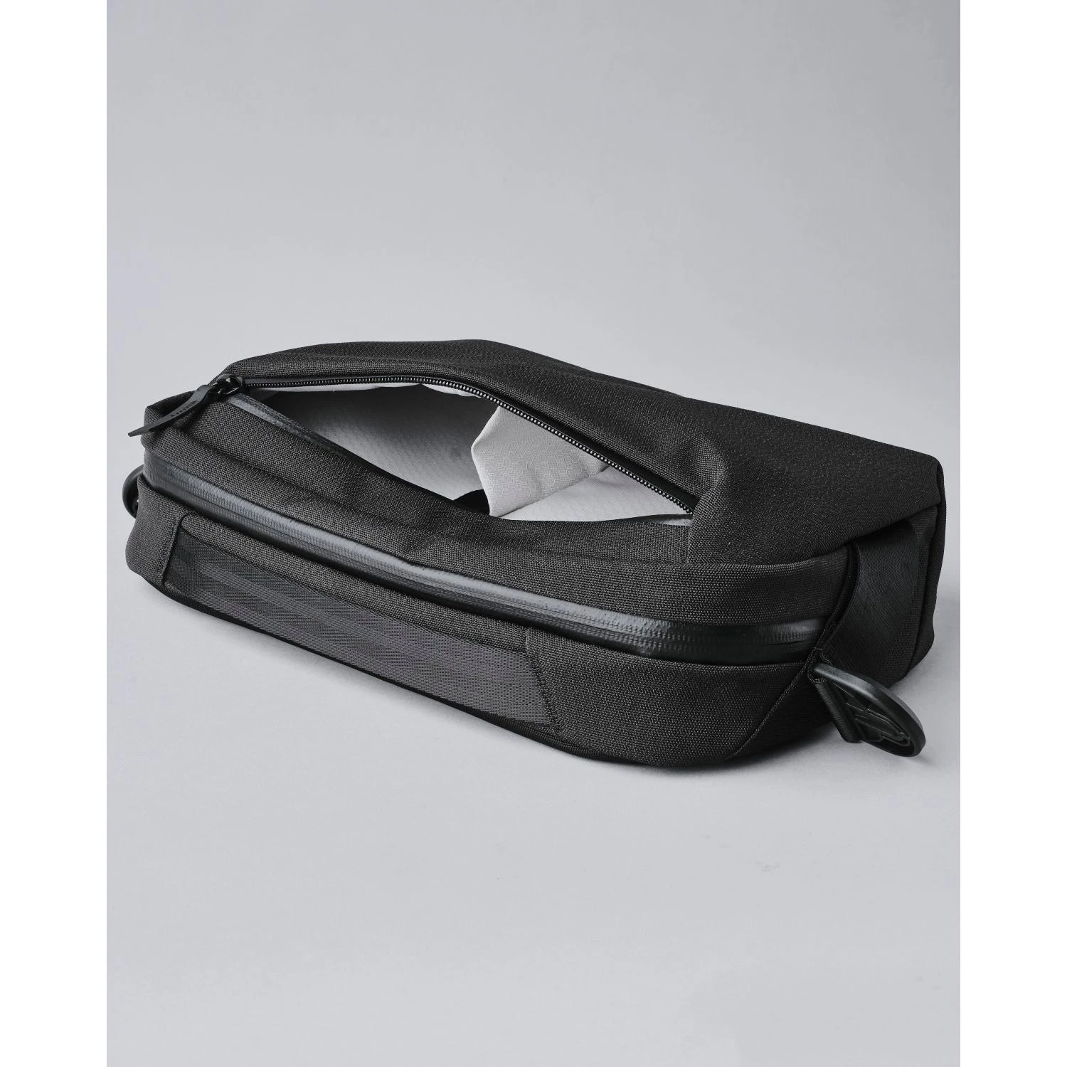 ALPAKA Go Sling Nano 8 ALPAKA Go Sling Nano - Image 6