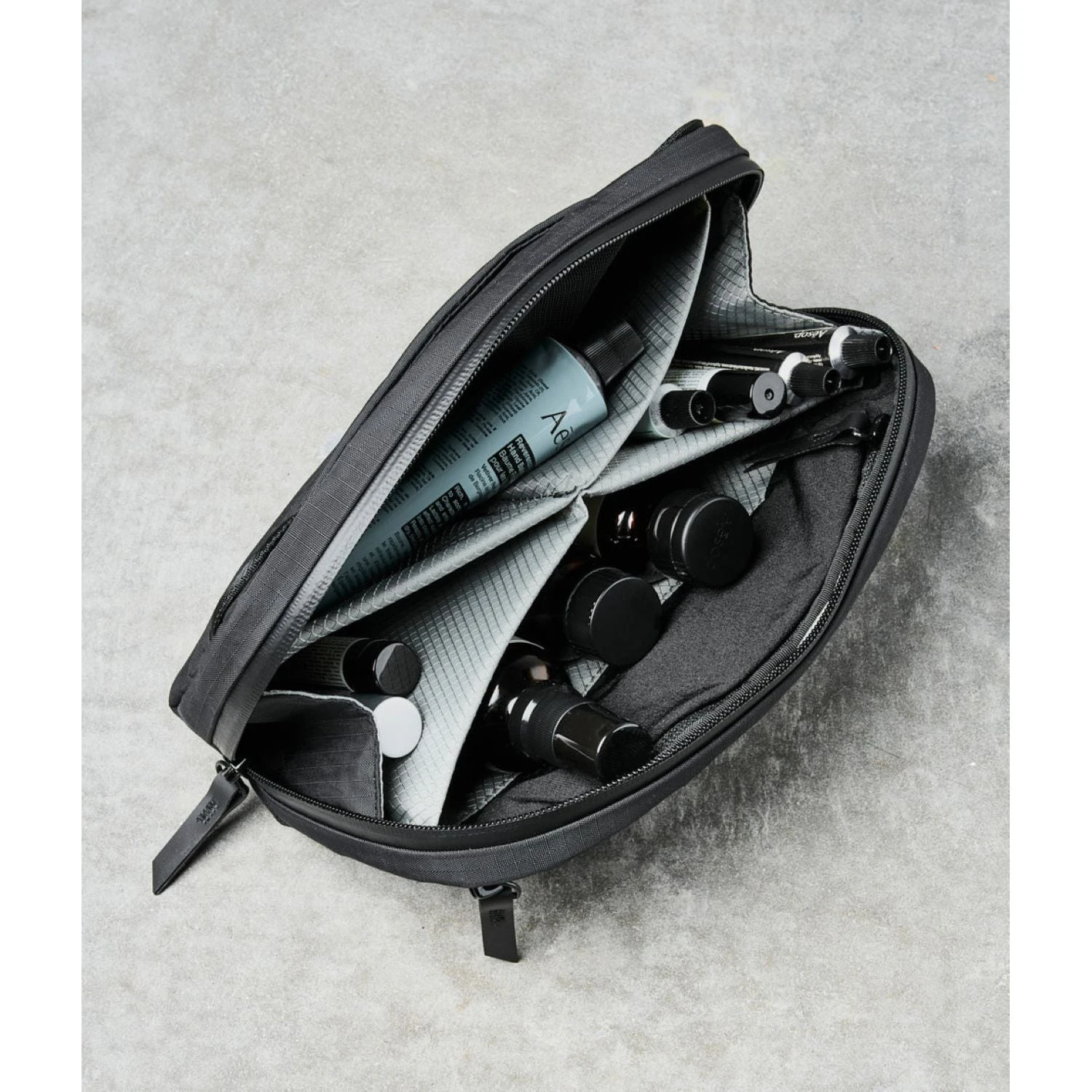 ALPAKA Toiletry Bag 10 ALPAKA Toiletry Bag - Image 8