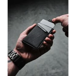 ALPAKA UP Cardholder V2 X-Pac -Fashion Bag Store Alpaka UP Cardholder V2 X Pac VX21 Black 3a ec7a13ba 4735 4143 8565 e51a02c447c6