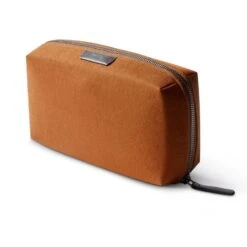 Bellroy Tech Kit -Fashion Bag Store Bellroy Tech Kit Bronze 1 14be93ca 4688 41cd 8f45 66145010ee23