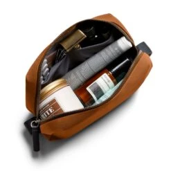 Bellroy Toiletry Kit -Fashion Bag Store Bellroy Toiletry Kit Bronze 2 53a8c418 0d3f 4790 a8c1 d878e3be4669