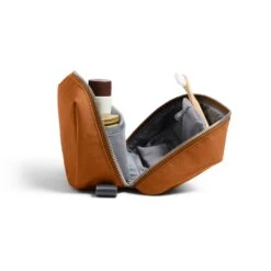 Bellroy Toiletry Kit Plus -Fashion Bag Store Bellroy Toiletry Kit Plus Bronze 5 3 77e22020 a2cf 4f59 977f 6feb5a584d57