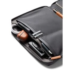 Bellroy Tokyo Folio 12.9" -Fashion Bag Store Bellroy Tokyo Folio 12.9 Stormgray 9 8c8d1679 09f4 4c07 9d25 ce533d344111