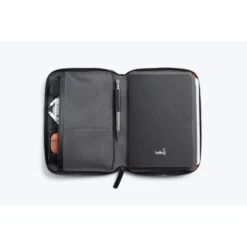 Bellroy Tokyo Folio 8" -Fashion Bag Store Bellroy Tokyo Folio 8 Raven 3 6c78e632 c5b2 470e ae3d 2c95f0cf6163