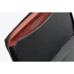 Bellroy Tokyo Folio 8" -Fashion Bag Store Bellroy Tokyo Folio 8 Raven 6 f536865c a6f3 4b25 a7be 5298ae3e4f90