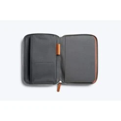 Bellroy Tokyo Folio 8" -Fashion Bag Store Bellroy Tokyo Folio 8 Stormgray 2 b18be63f 1b88 4533 8da3 dba5f3990ab5