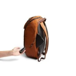 Bellroy Venture Ready Pack 26L -Fashion Bag Store Bellroy Venture Ready Pack 26L Bronze 5 76d1fadd 01fe 41aa 86c0 d224398c8f29