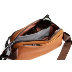 Bellroy Venture Ready Sling 2.5L -Fashion Bag Store Bellroy Venture Ready Sling 2.5L Bronze 3 29bfe88a 5f97 41d5 a228 713dd80a5c58