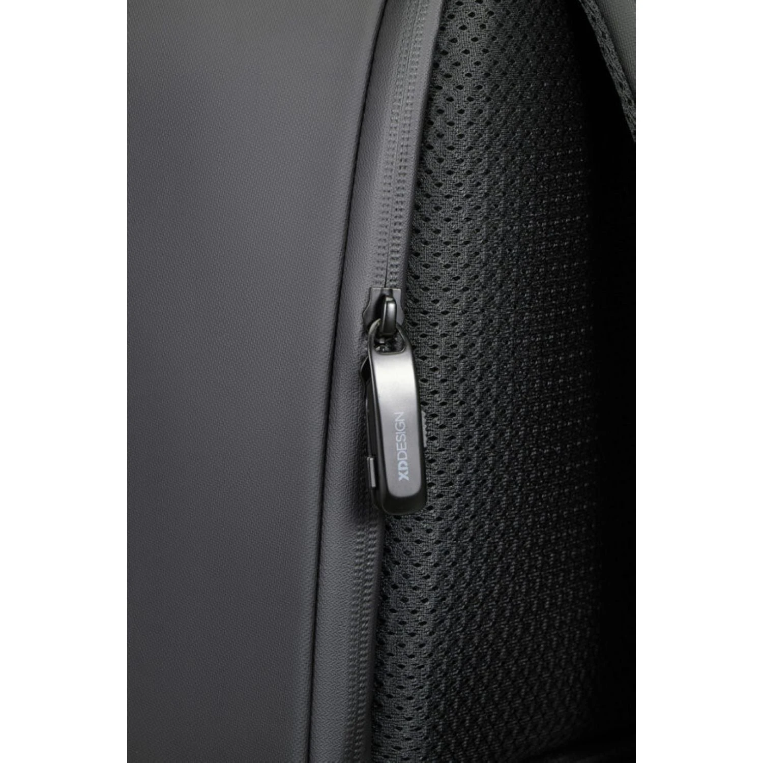 Bobby Edge Backpack 13 Bobby Edge Backpack - Image 11