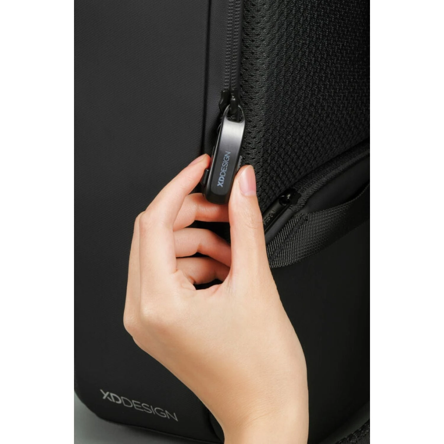 Bobby Edge Backpack 11 Bobby Edge Backpack - Image 9