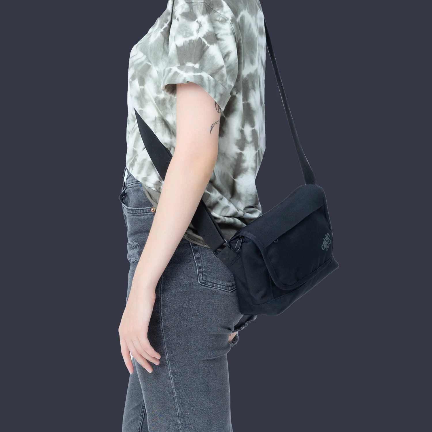 Cabinzero Flapjack Shoulder Bag 4L 8 Cabinzero Flapjack Shoulder Bag 4L - Image 6