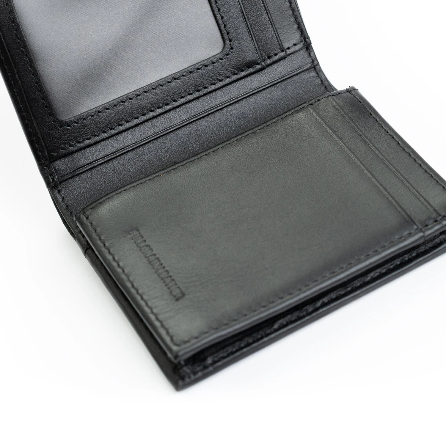 Crossing Sydney Short Leather Wallet With Coin Pouch 12 Crossing Sydney Short Leather Wallet With Coin Pouch - Image 10