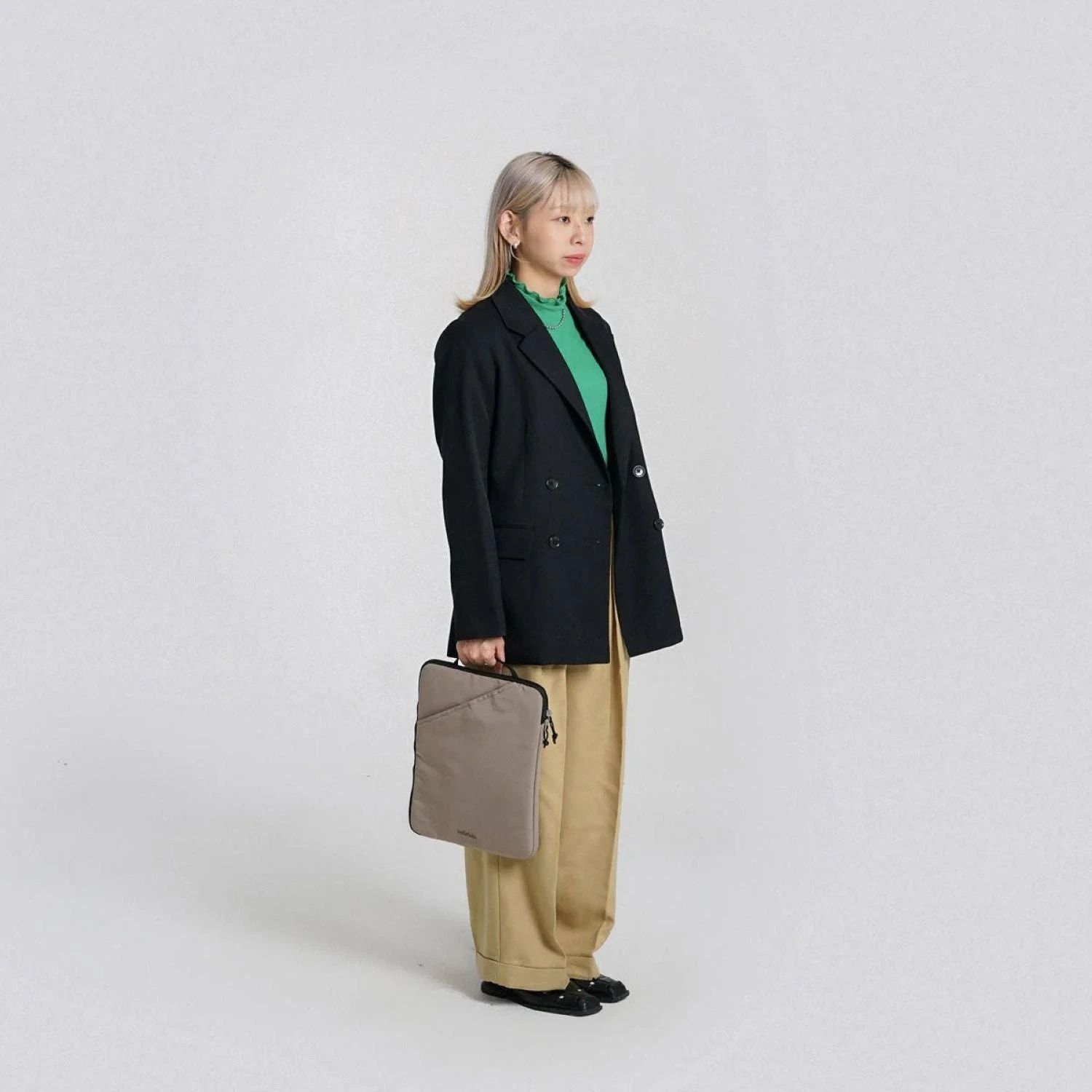 Hellolulu Erle 3-Way Laptop Sleeve Case 13" Recycled 19 Hellolulu Erle 3-Way Laptop Sleeve Case 13" Recycled - Image 17