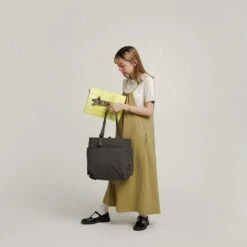 Hellolulu Jonna Double Sided Versatile Tote Recycled -Fashion Bag Store Hellolulu Jonna Double Sided Versatile Tote Recycled Multi 7 1 31b4608e f219 4866 a53e 4495b0bca922