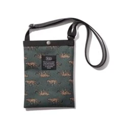 KiU Water Repellent 600D Sacoche Mini Bag -Fashion Bag Store KiU Water Repellent 600D Sacoche Mini Bag Leopard 1 1