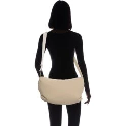 Legato Largo Hammock A4 Shoulder Bag 21 Legato Largo Hammock A4 Shoulder Bag -Fashion Bag Store Legato Largo Hammock A4 Shoulder Bag Beige 5 05114cc5 8f70 4331 b02c 5b50c6f76d40