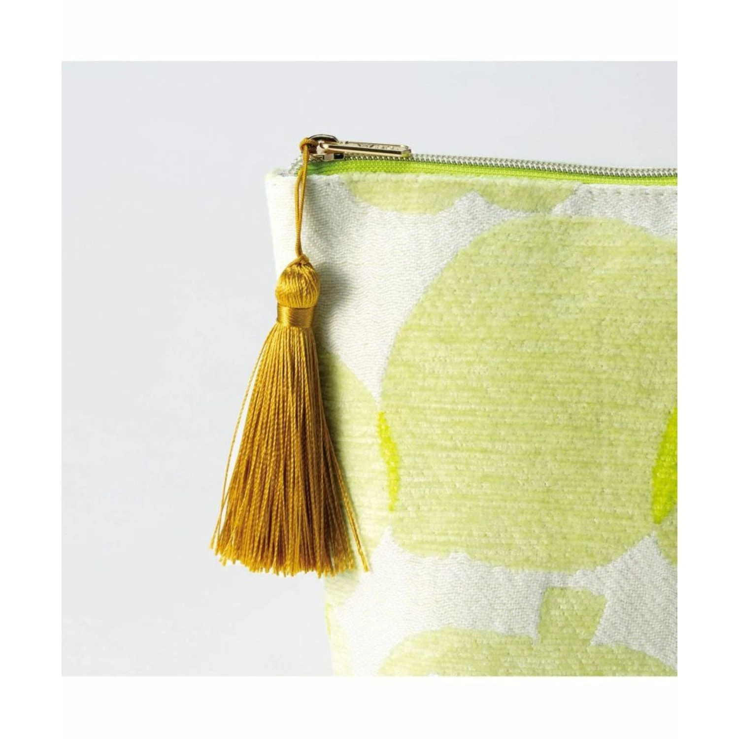 WPC Gobelins Tapestry Boat Shaped Round Pouch 5 WPC Gobelins Tapestry Boat Shaped Round Pouch - Image 3