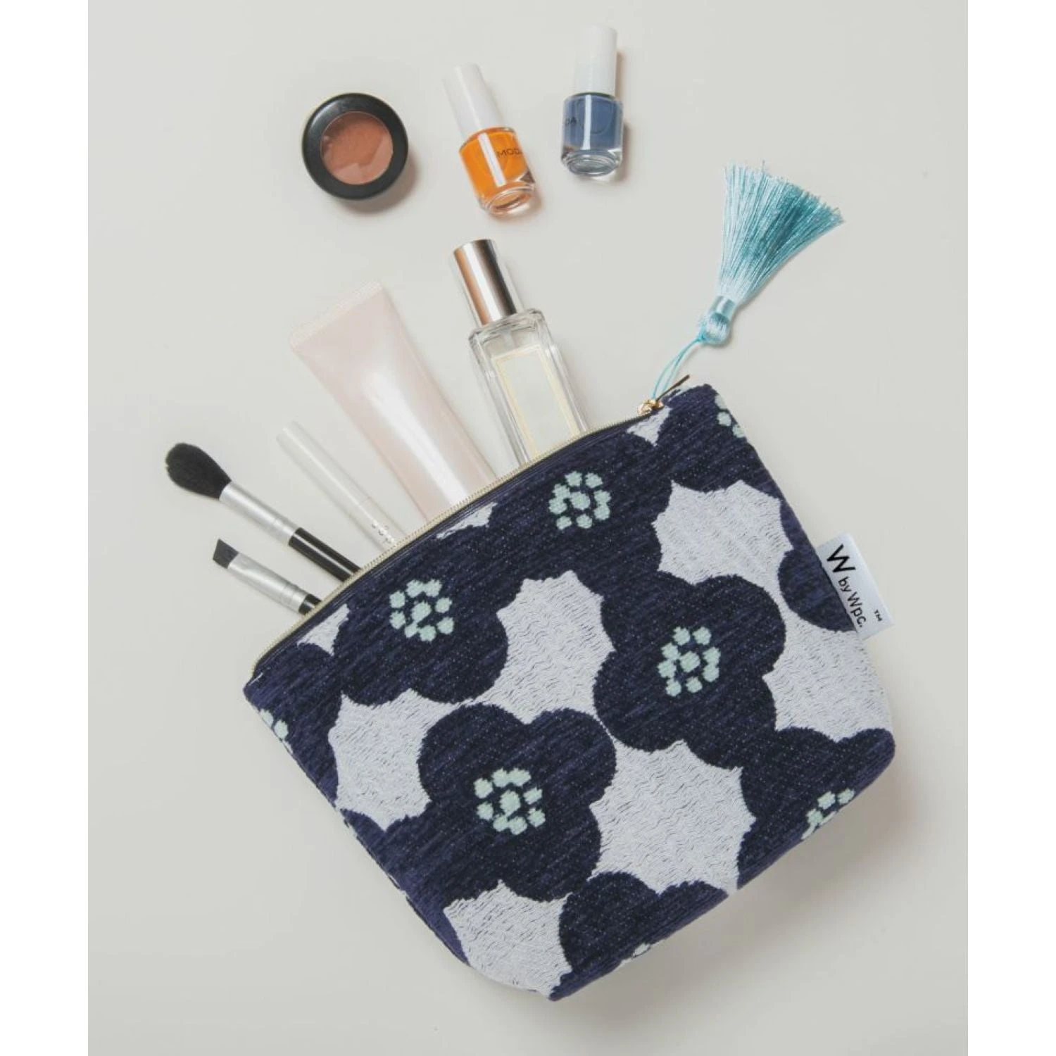 WPC Gobelins Tapestry Boat Shaped Round Pouch 7 WPC Gobelins Tapestry Boat Shaped Round Pouch - Image 5