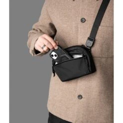 ALPAKA Flight Sling 1L -Fashion Bag Store alpaka flight sling 1l axoflux 210d black 11